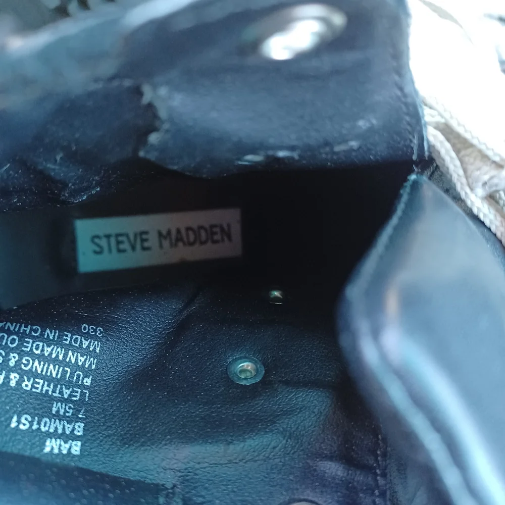 STEVE MADDEN WOMEN LEATHER ANKLE BOOTS - Picture 11 of 12